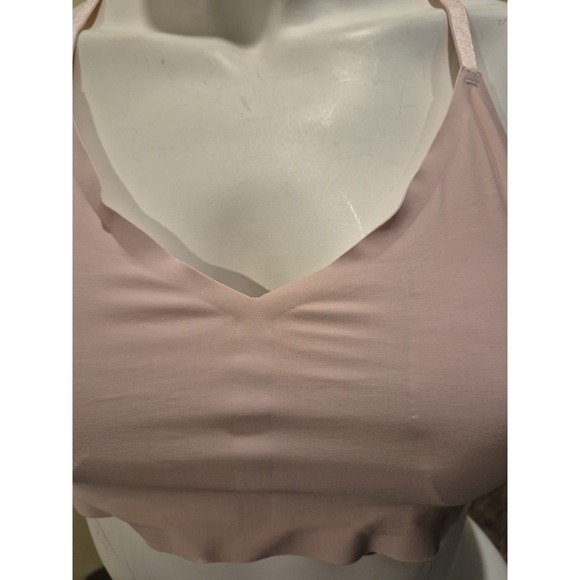 Marylin Monroe Bra Wireless Light Pink Size L Tagless Padded Cups EUC - Picture 2 of 9